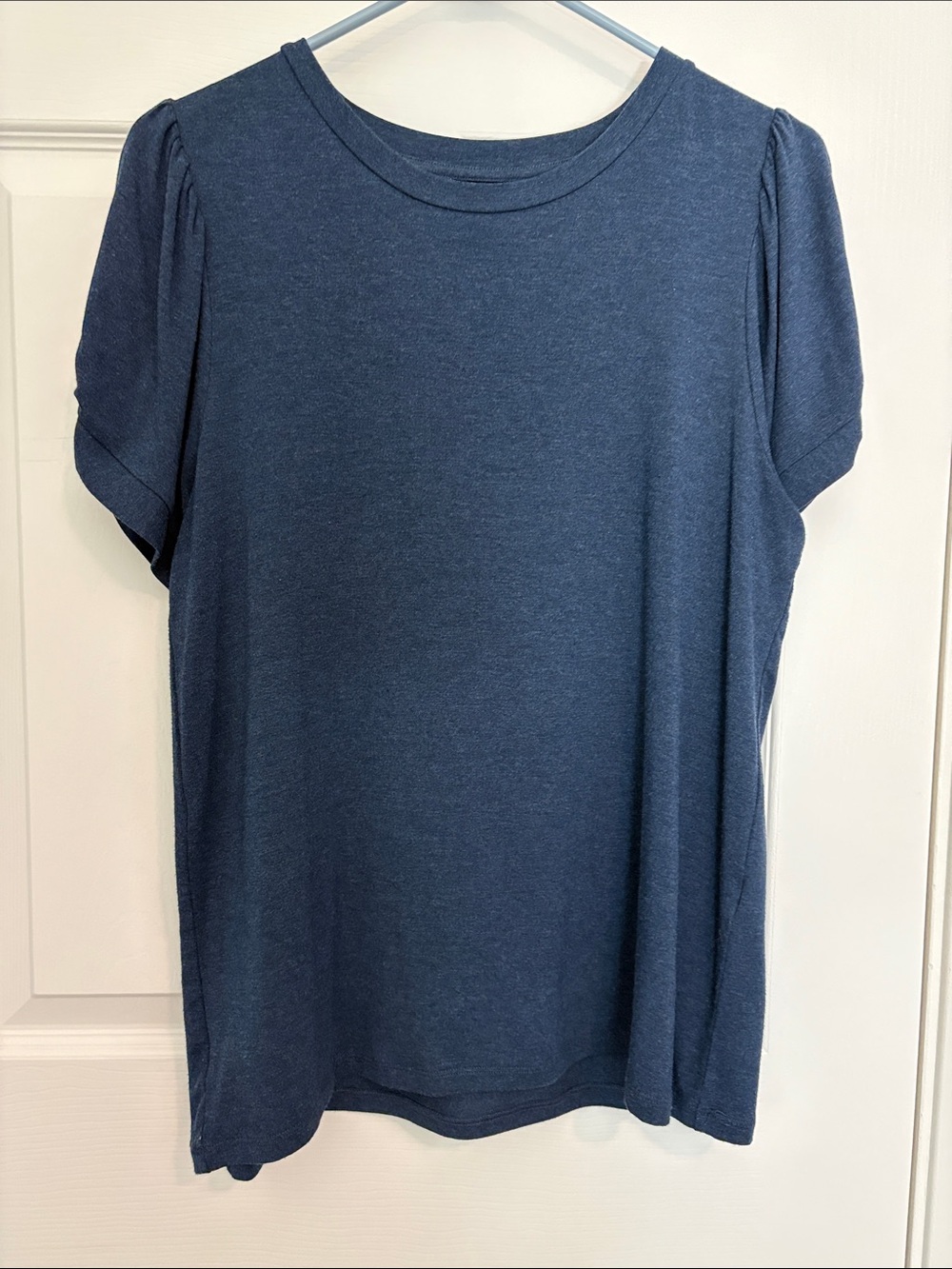 Market & Spruce Short Sleeve Top in Blue Size Medium